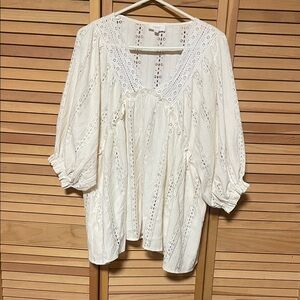ODDY Cream Eyelet V-Neck Blouse